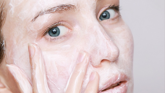 The Essential Skincare Routine to Radiate in Your 30s and Beyond