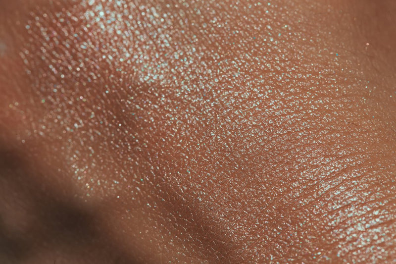 does red light therapy tighten skin